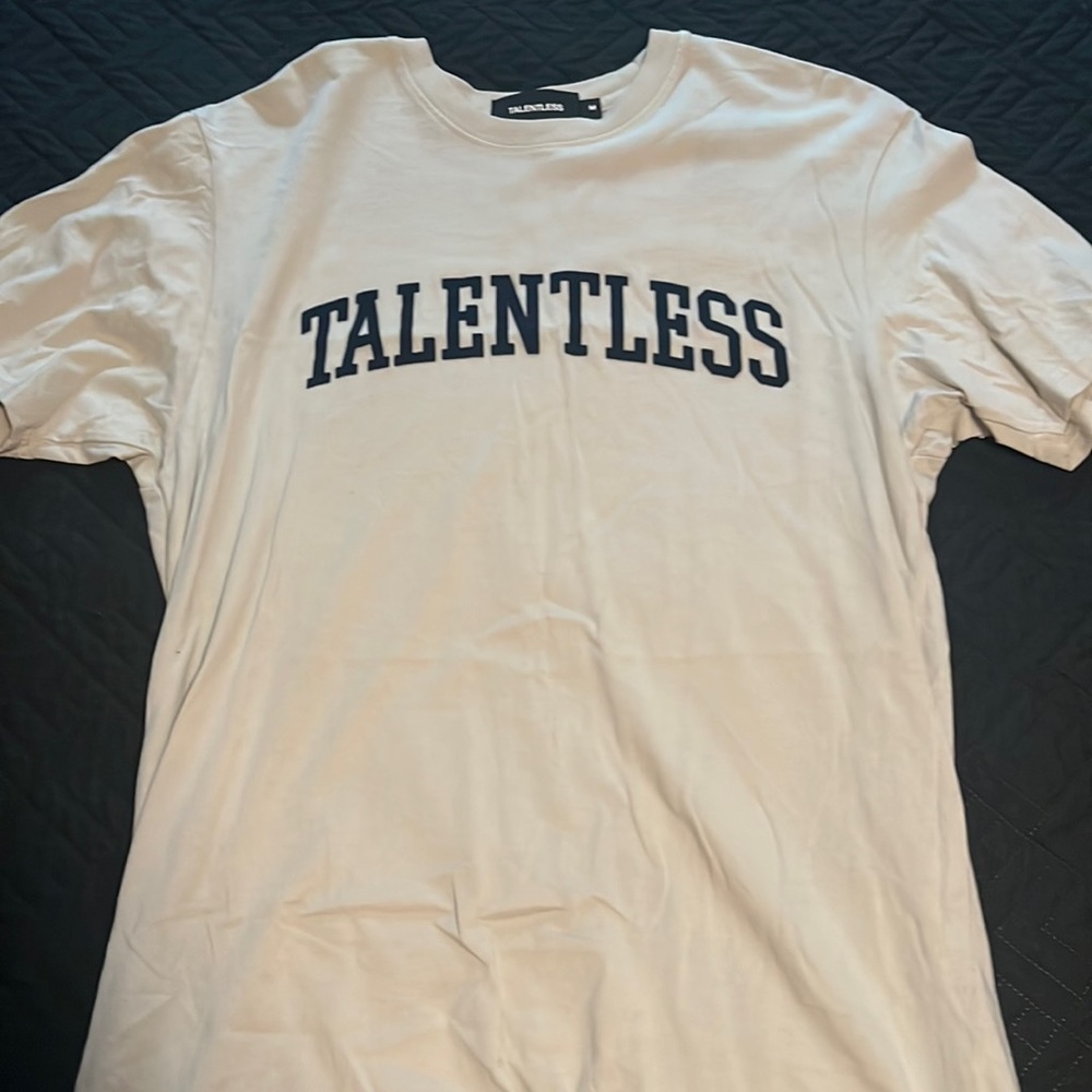 Talentless t-shirt tan